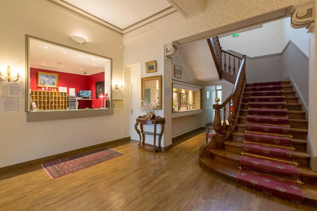 Hôtel Regina - Miniature 6