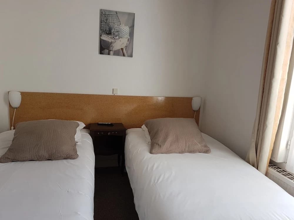 Hôtel De Normandie - Photo 2
