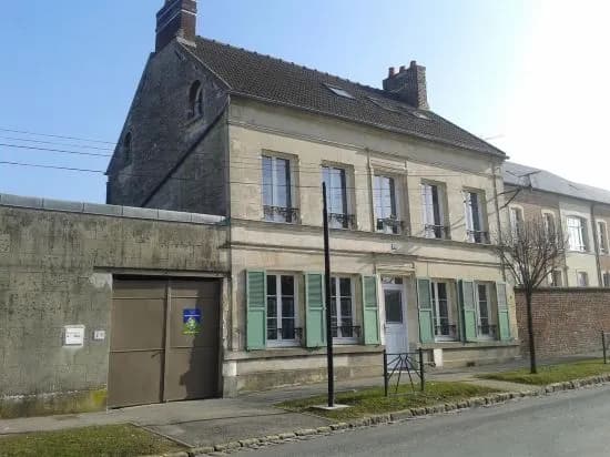Hotes Thelle - Photo 1