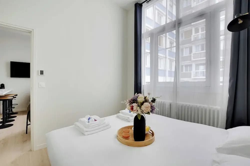 Modern Apartment - 2br/6p - Eiffel Tower - Photo 2