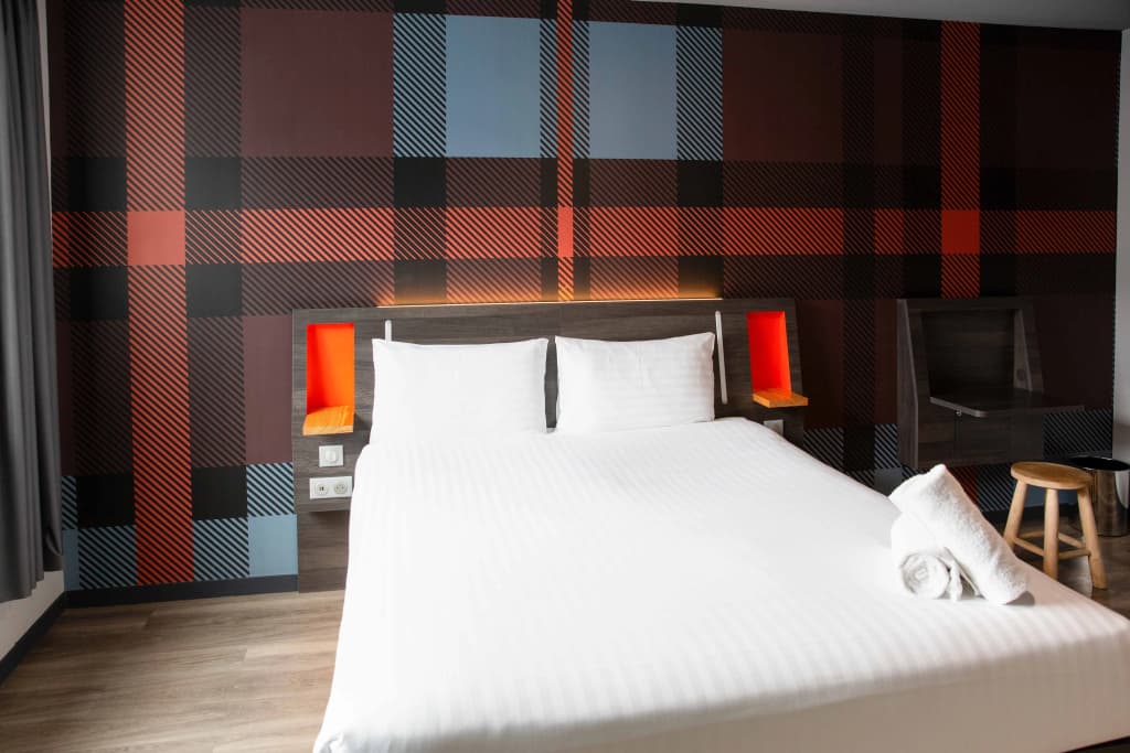 easyHotel Paris Nord Aubervilliers - Photo 2