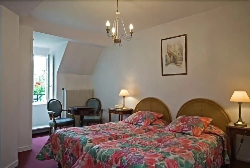 Hostellerie du Château de Bellecroix - Photo 3