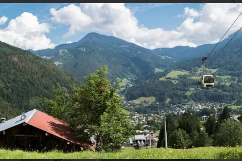 Le Pied des Pistes A13, Joli Studio tout confort 4 pers, vue vallée imprenable, DRAPS NON COMPRIS - Miniature 8