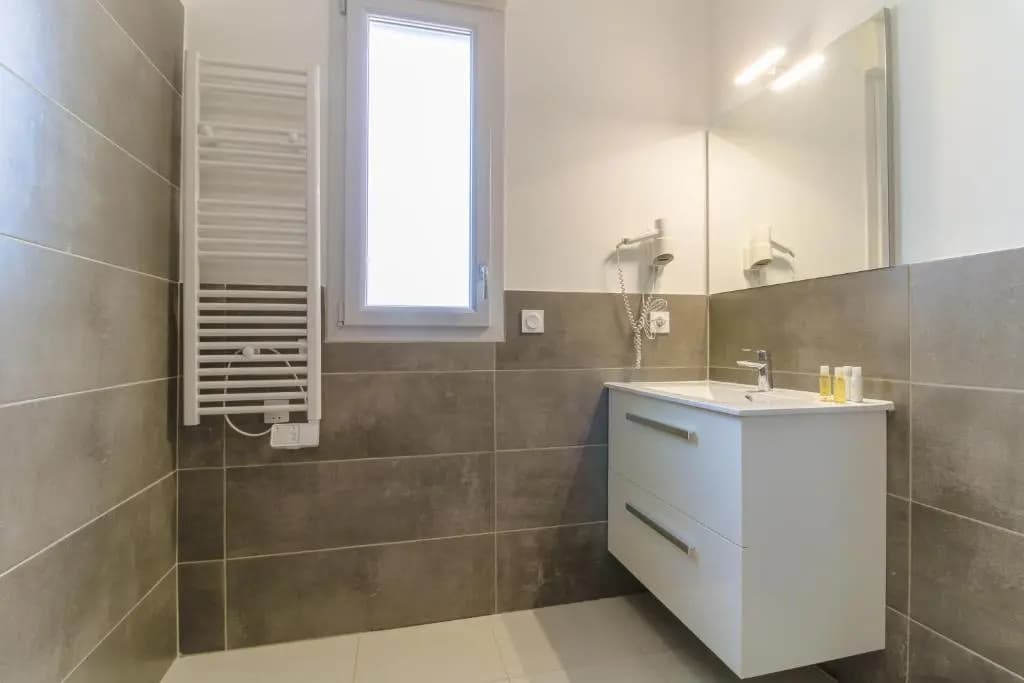 SELECT'SO HOME - Résidence Le Poséidon - Piscine & Garage - Prestations de qualité & Services Hôteliers - POS36 - Photo 5