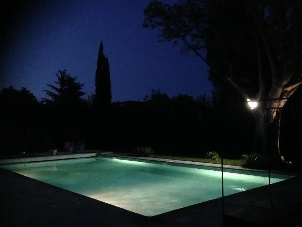 Typique Mas Provençal Climatisé avec un Grand Parc Arboré situé au coeur de Maussane les Alpilles, 14 prs, L'Oustalado LS1...