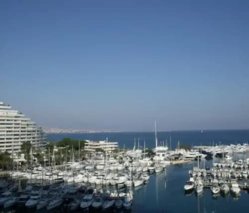 Grand studio vue mer à Marina Baie des Anges - Photo 5