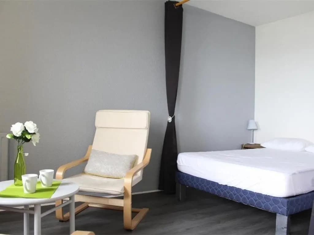 Appartement La Rochelle, 1 pièce, 2 personnes - FR-1-246-303 - Photo 2