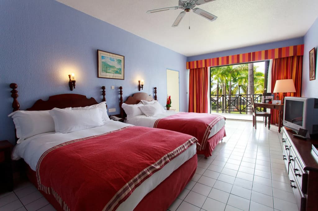 Hotel Bakoua Les Trois Ilets - Photo 3