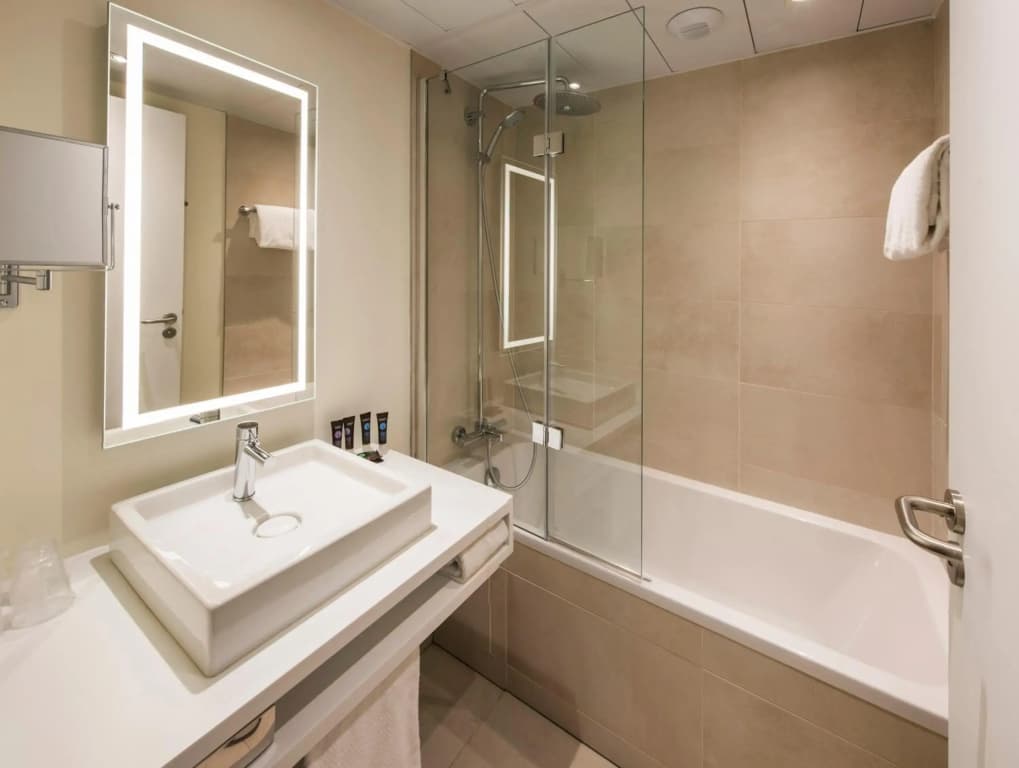 Novotel Rennes Alma - Miniature 7