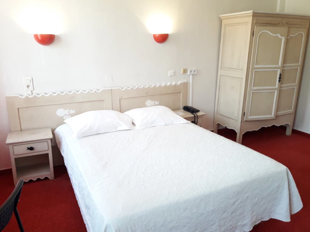 Au Nouvel Hotel - Photo 3