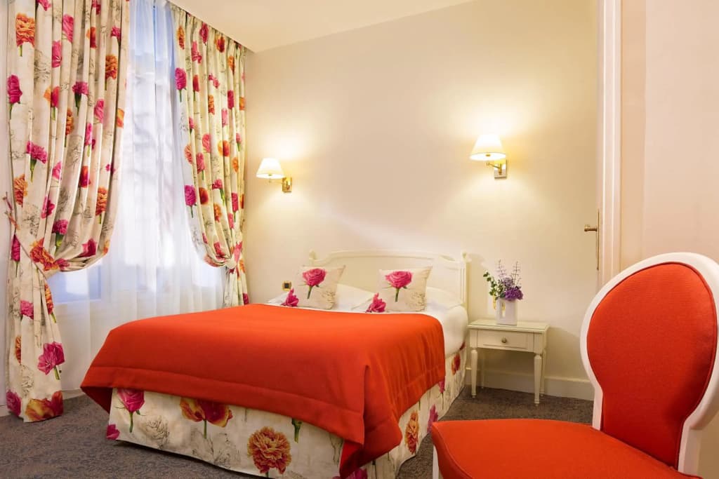 Hotel Queen Mary Paris - Photo 5
