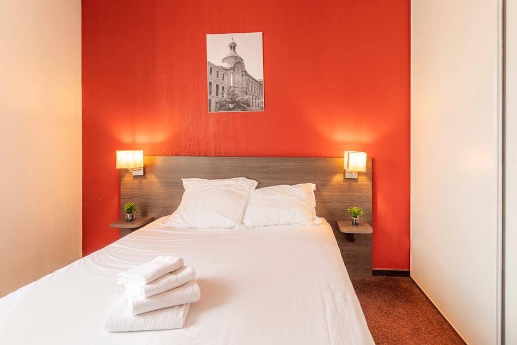 Comfort Aparthotel Nimes Centre - Miniature 6