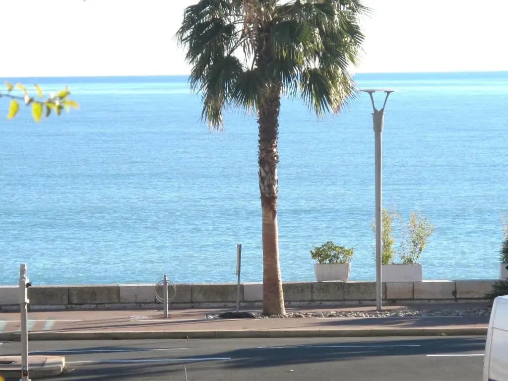 La Croix Du Sud - Photo 1