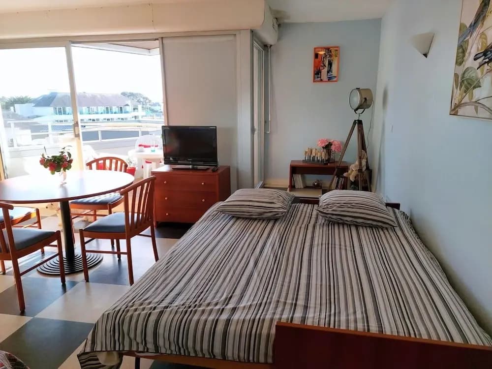 Apartment in Cornouaille Near Sandy Beach - Photo 1