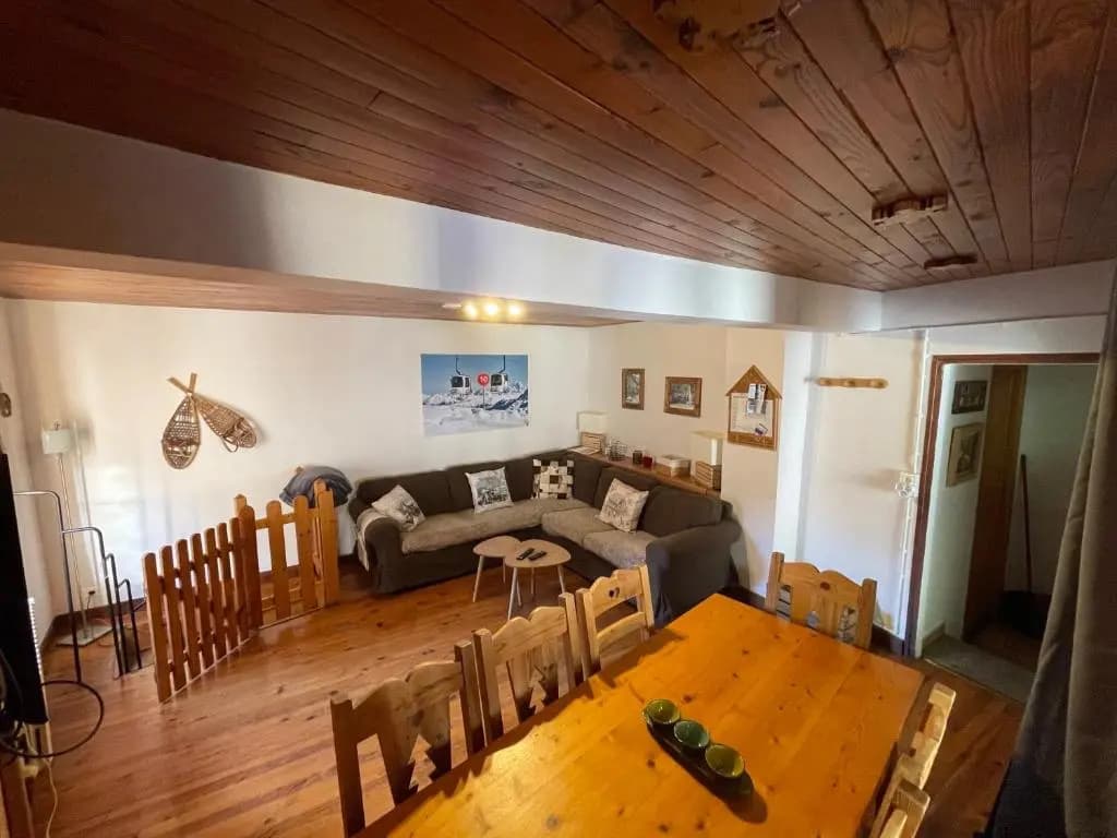 LA GENTIANE Bel appartement avec grande terrasse dans vieille ferme de montagne rénovée - Photo 2