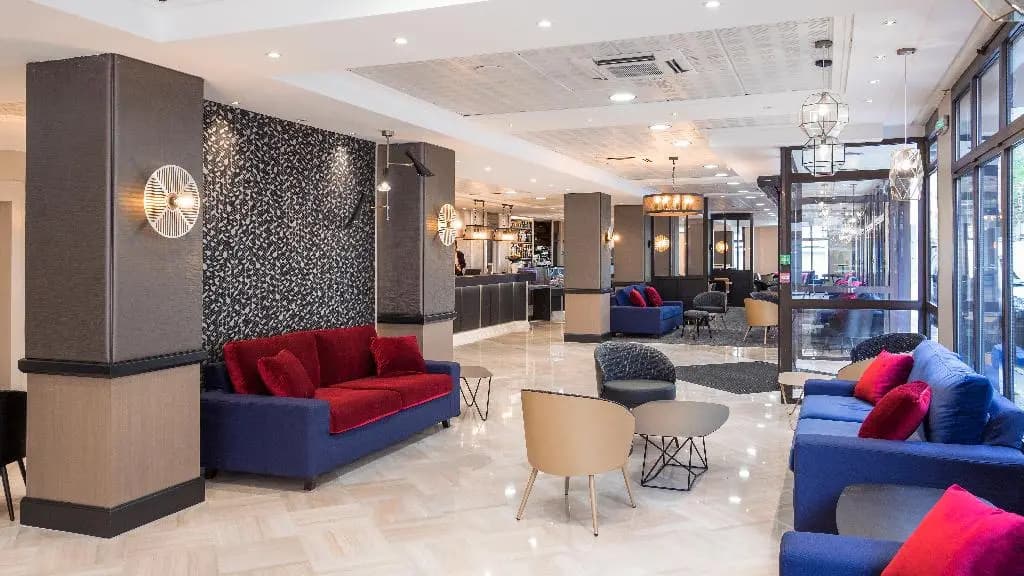 Hotel National - Photo 1