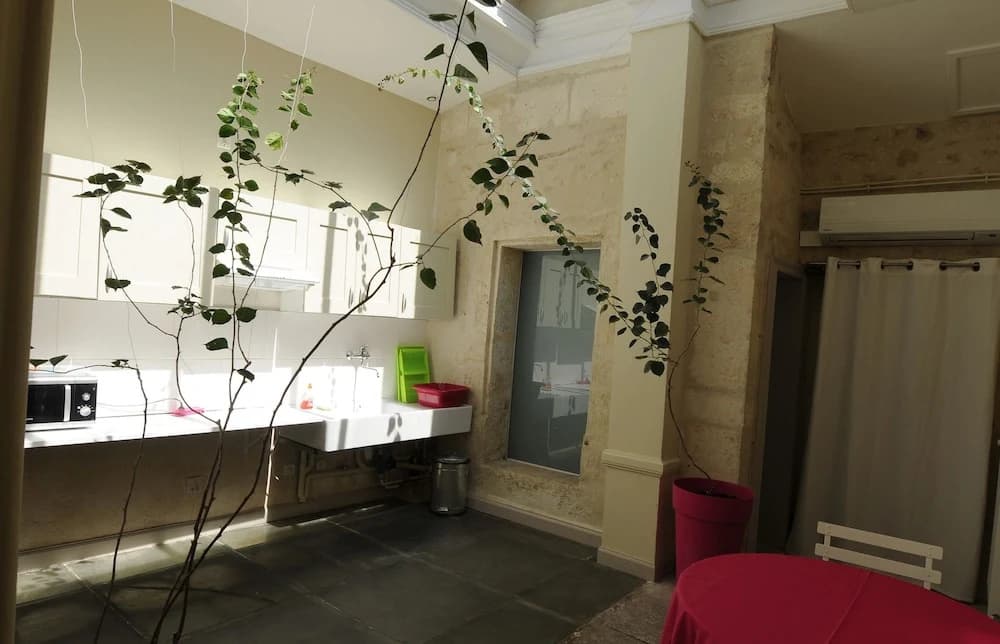 Hôtel de Girard - Photo 2