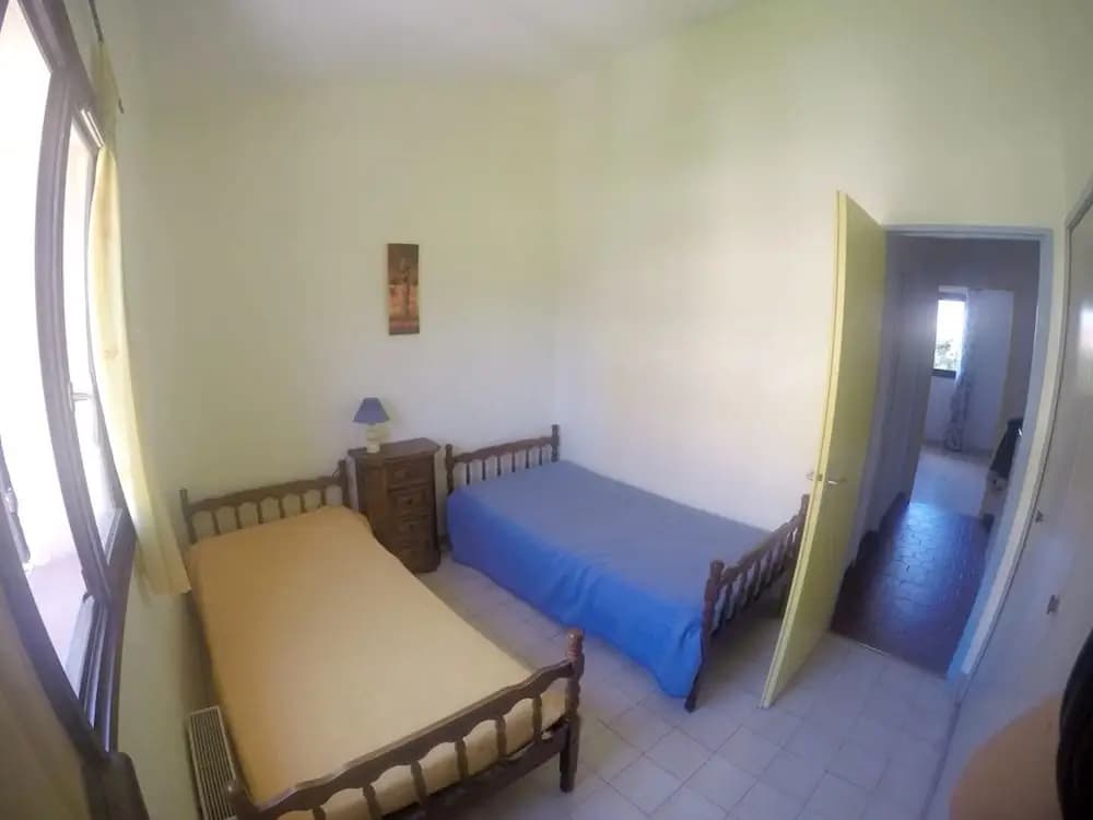 House with 2 Bedrooms in Saint-Raphaël, with Pool Access And Enclosed Garden - 500 M From the Beach - Photo 2