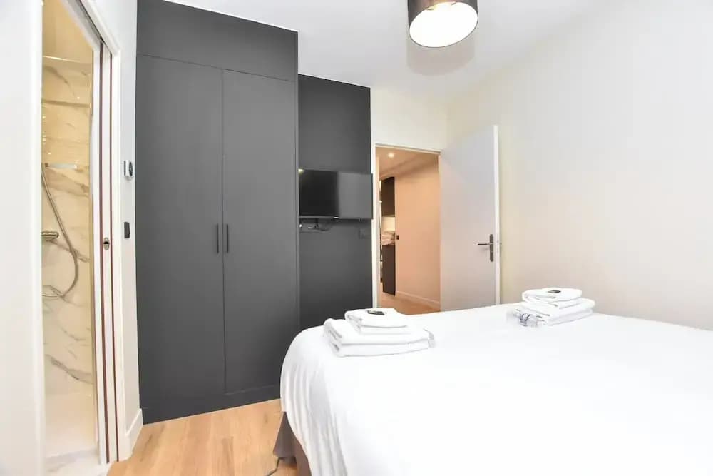 Authentic Apartment - 2br/6p - Palais Garnier - Photo 2