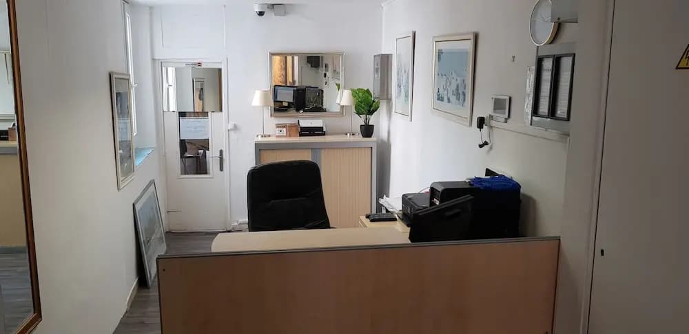 Hôtel de la Paix - Photo 3
