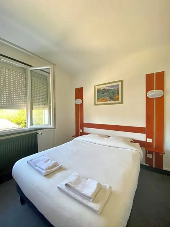Hotel du Centre Lucé Chartres - Photo 4