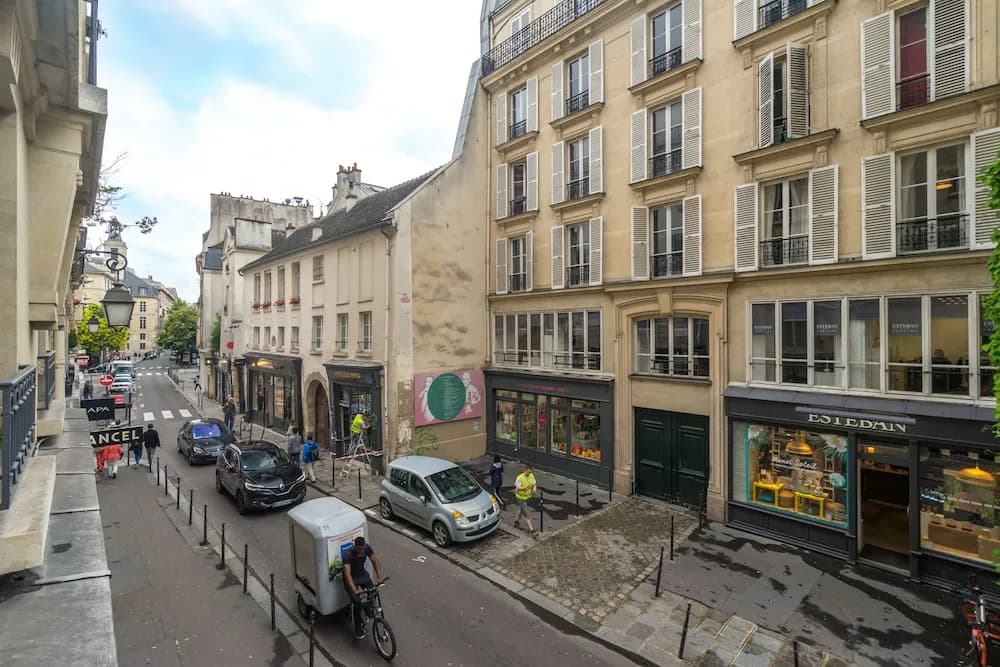 Marais Family - AC -Wifi - Photo 1