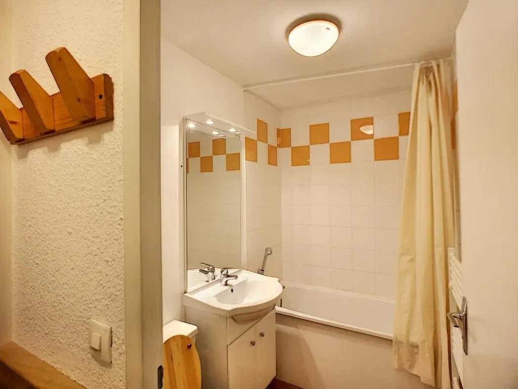 Appartement Les Menuires, 1 pièce, 2 personnes - FR-1-178-180 - Photo 5