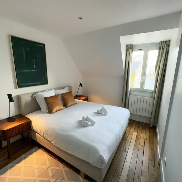 Copernic Line Elegant 3BR Apartment in Paris - Miniature 6