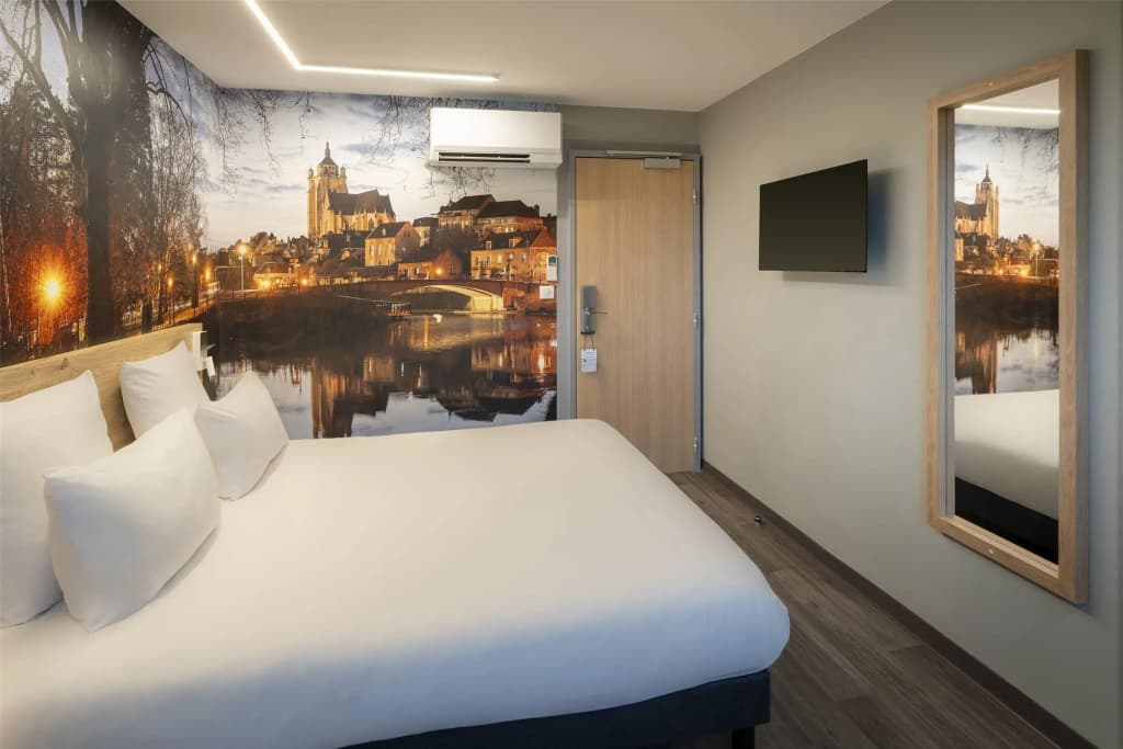 Sure Hotel by Best Western Dole - Photo 5