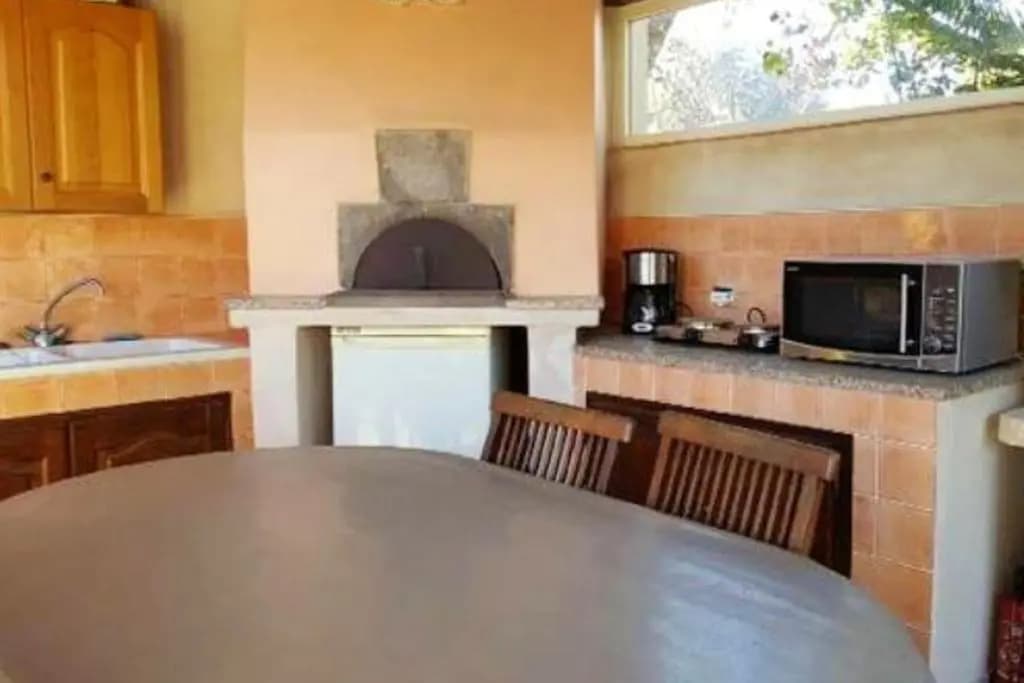 Maison de 2 chambres avec jardin clos et wifi a Martigues a 1 km de la plage - Miniature 6