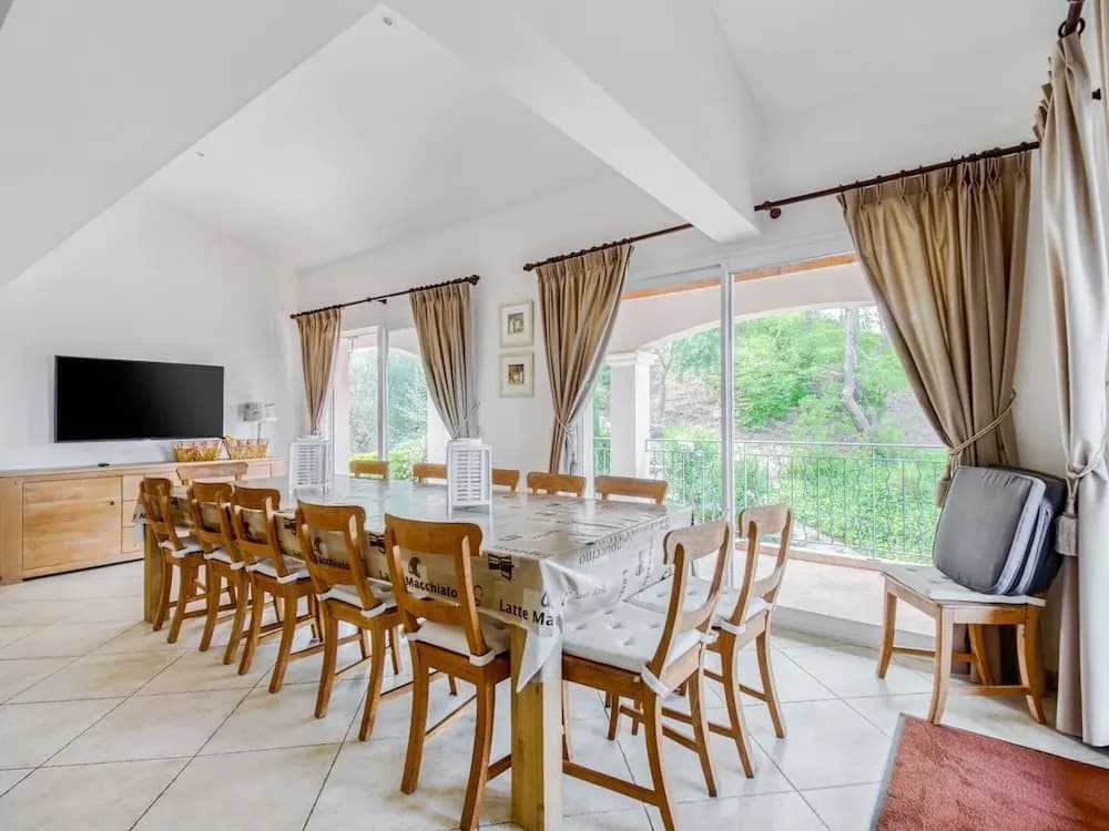 Villa in Le Muy With Private Pool & Forest - Miniature 6