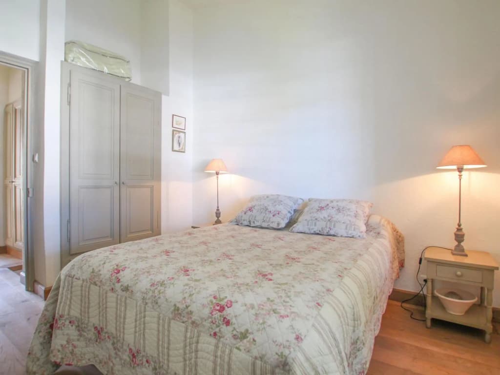 Charming Holiday Home With Terrace - Photo 4