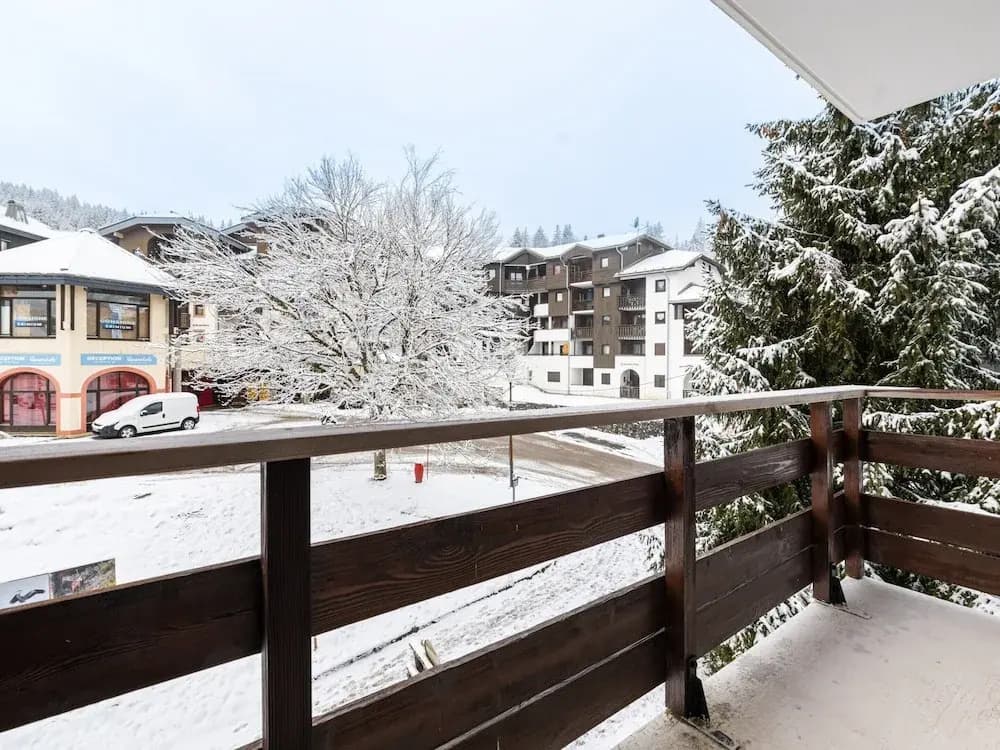 Apartment in Morillon Near Ski Slope - Miniature 7