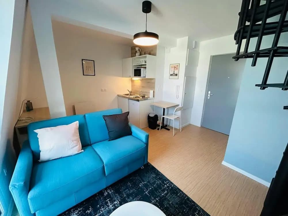 We Live In R - Duplex 502 - Miniature 6