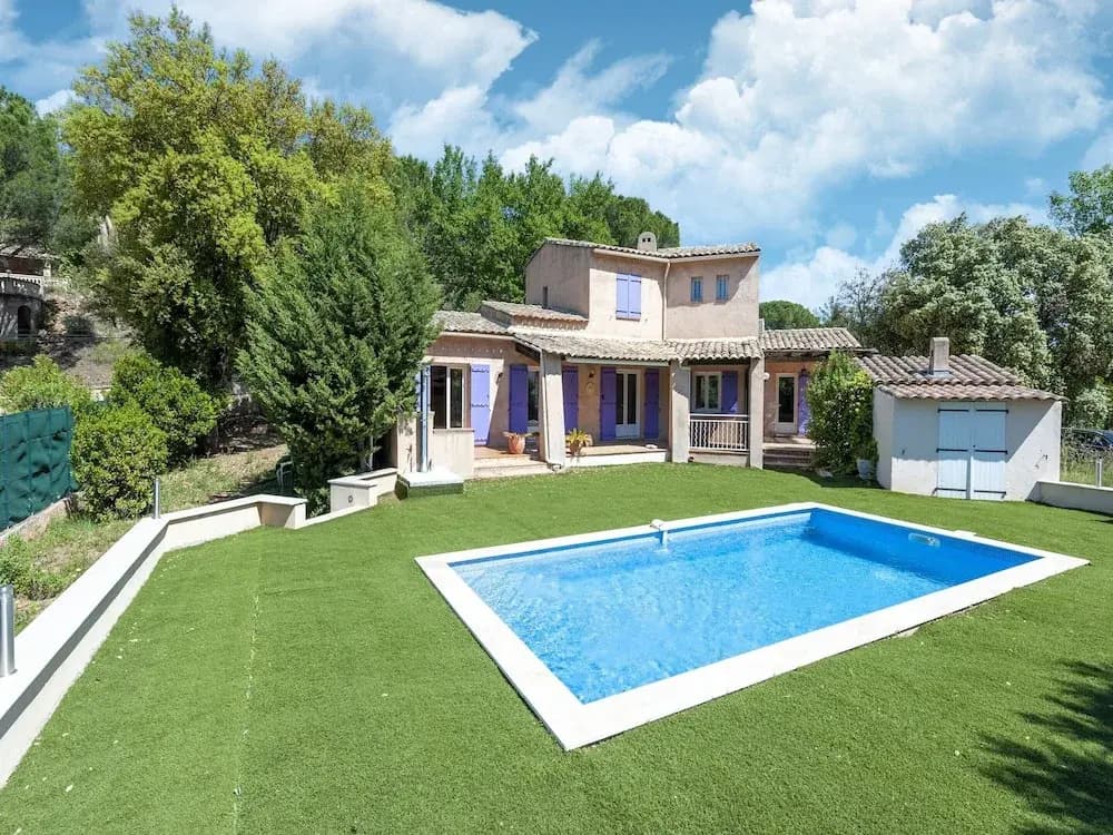 Villa in Vidauban Near Vineyards & Beaches - Photo 1