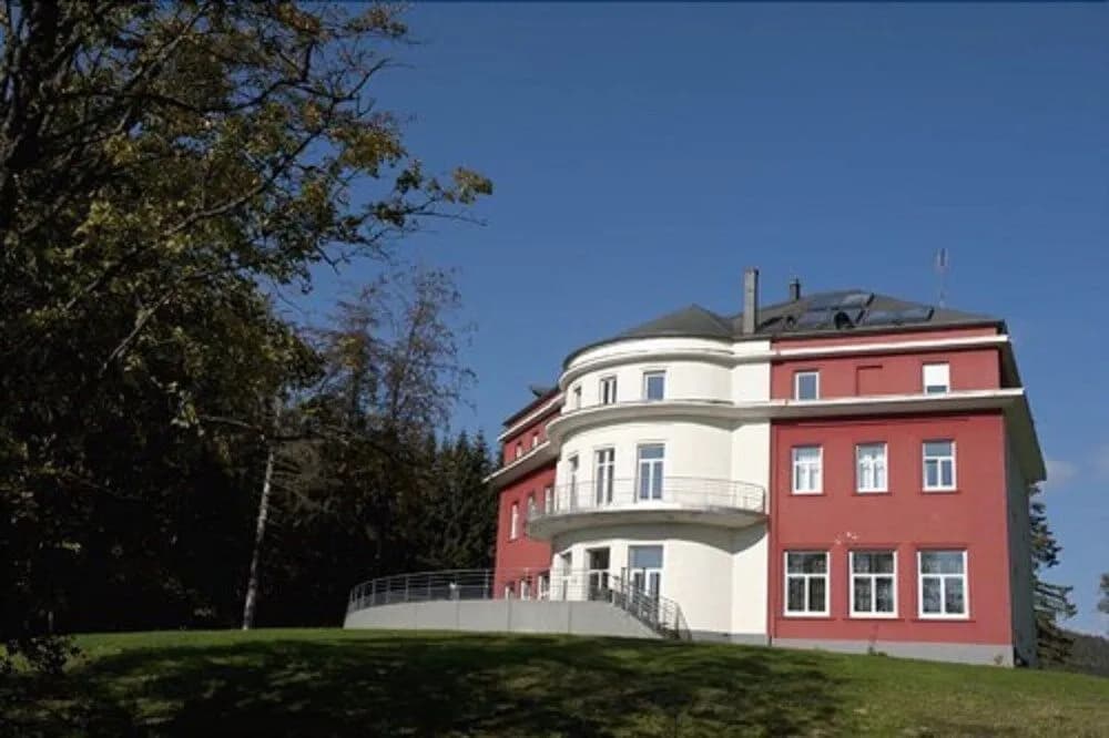 Hotel Villa Mathis - Photo 1