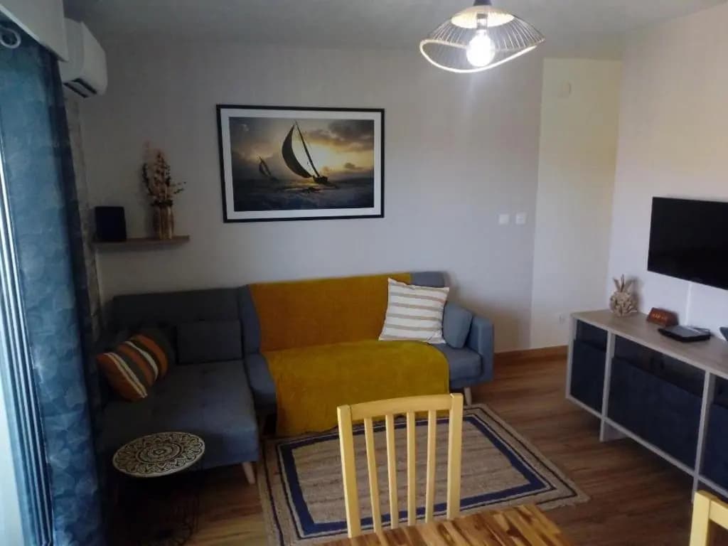 Appartement 35 m2 , climatisé, à 400m des plages - Photo 2