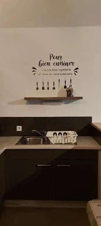 APPARTEMENT neuf au centre ville situé au rdc avec terrasse - Photo 3
