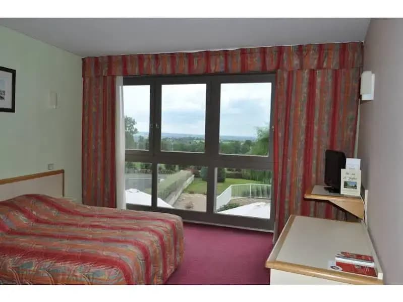 INTER-HOTEL Salers Le Gerfaut - Photo 5