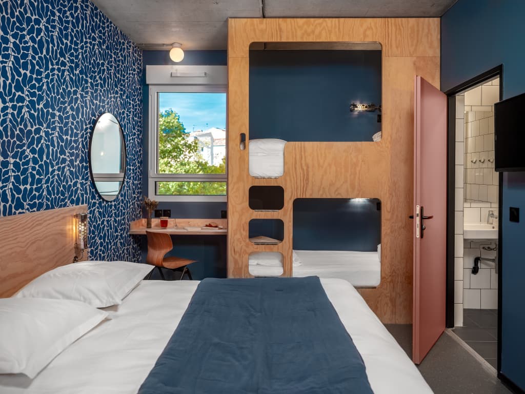 Eklo Hotels Bordeaux City center Bastide - Photo 3