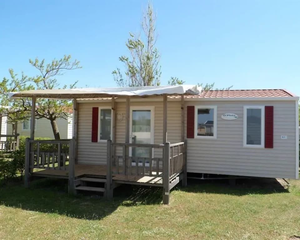 Camping des Rives des Corbieres - Photo 1