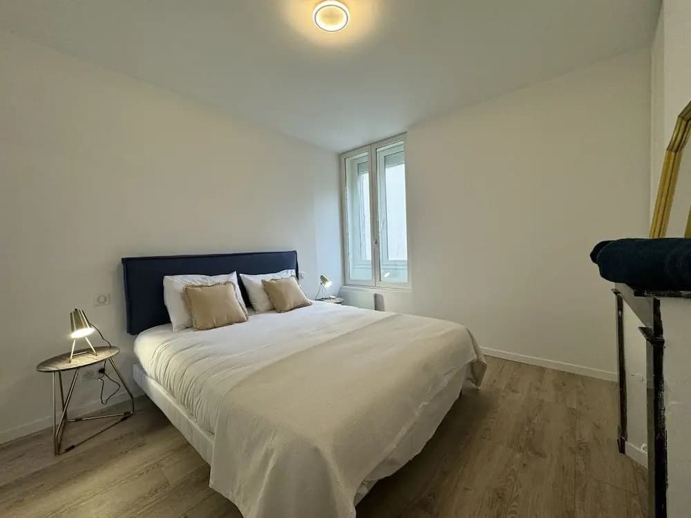 Stylish Stay in Central Le Mans - Photo 2