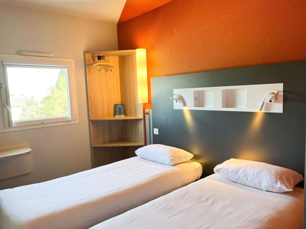 ibis Budget Carcassonne-La Cité - Photo 2