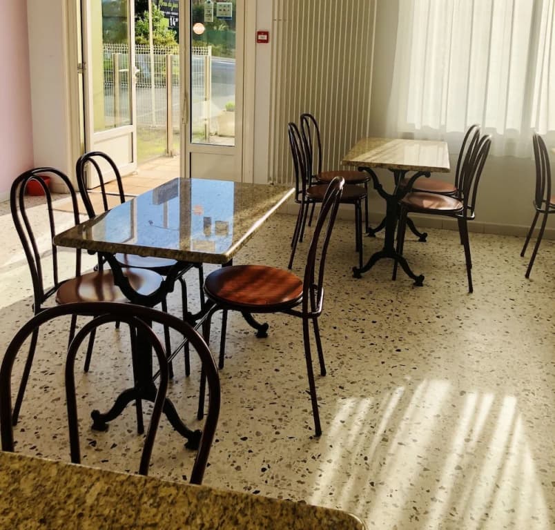 Hôtel Restaurant La Diligence - Photo 2
