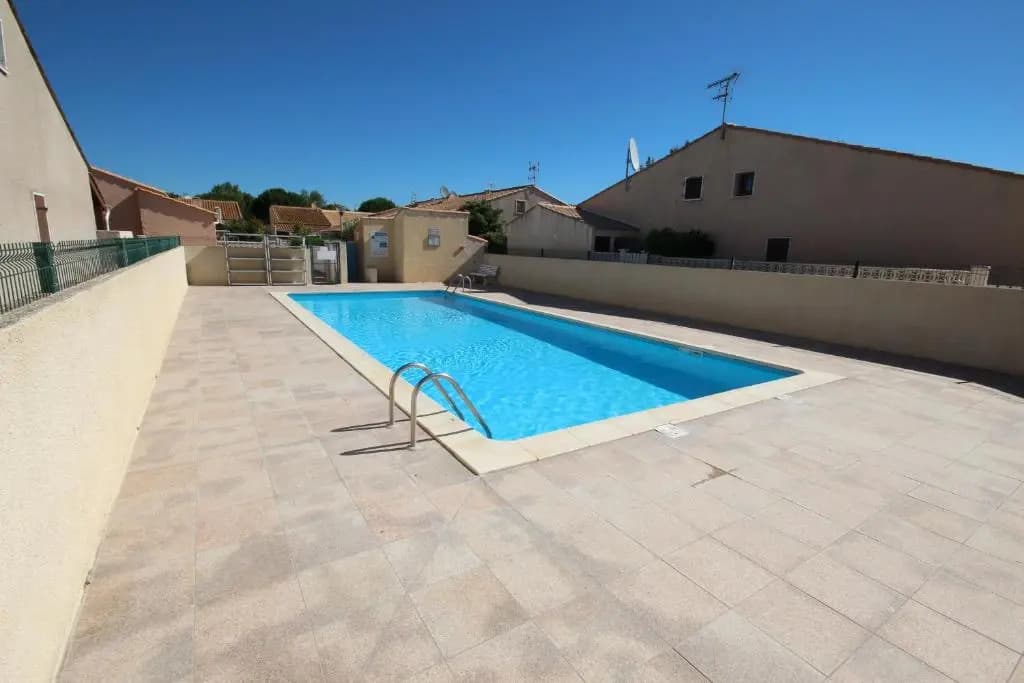 Jolie maison d'angle, pour 4 couchages, terrasse, résidence piscine commune à 400m plage de PORTIRAGNES PLAGE LRJP134 - Ph...