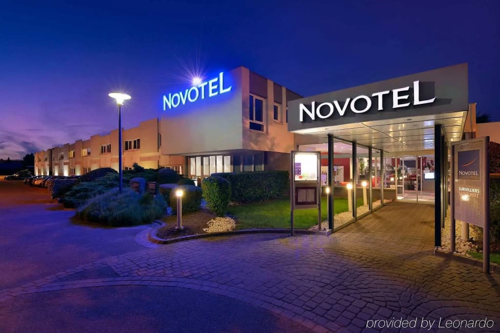 Novotel Roissy Saint-Witz - Photo 1