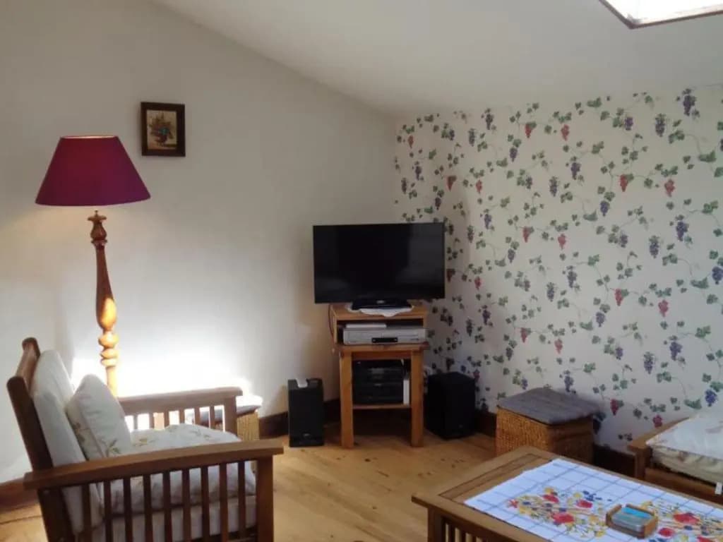 Gîte Saint-Haon-le-Châtel, 4 pièces, 6 personnes - FR-1-496-21 - Photo 3