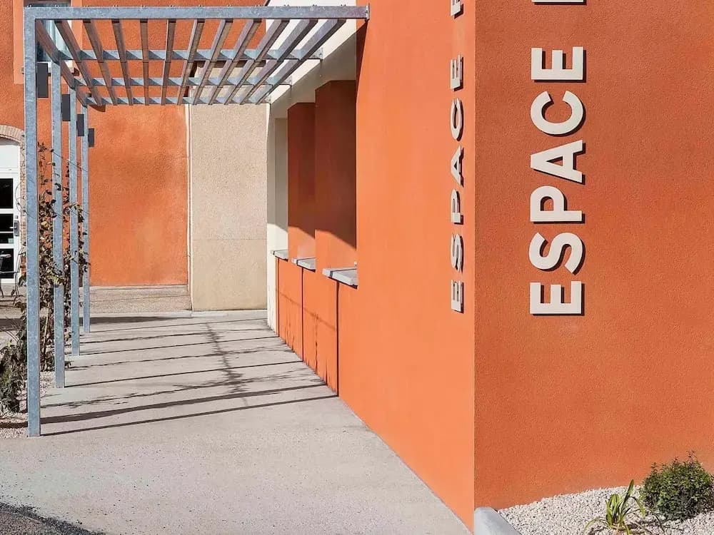 ibis Styles Toulouse Lavaur - Photo 1