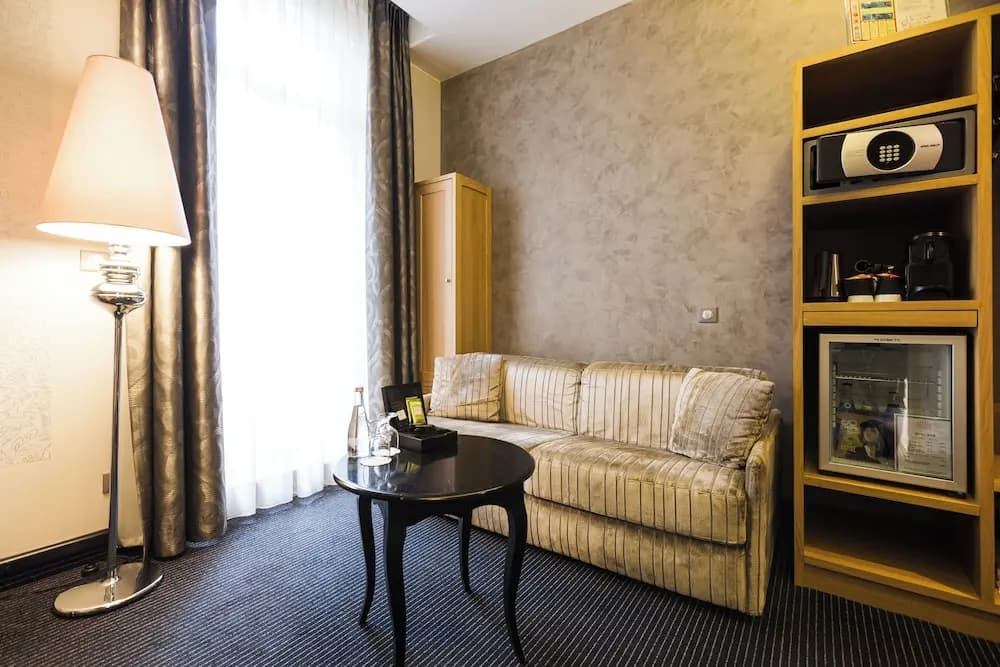 Plaza Madeleine Hotel & Spa - Miniature 6