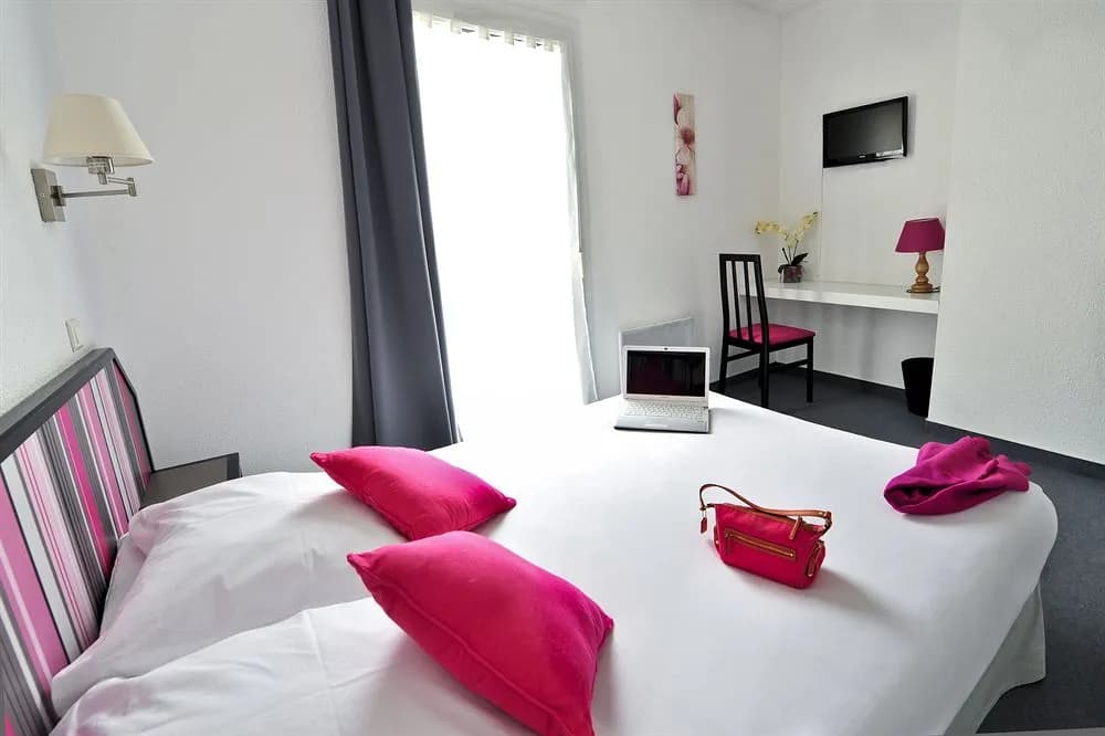 Amadour Hôtel - Miniature 7